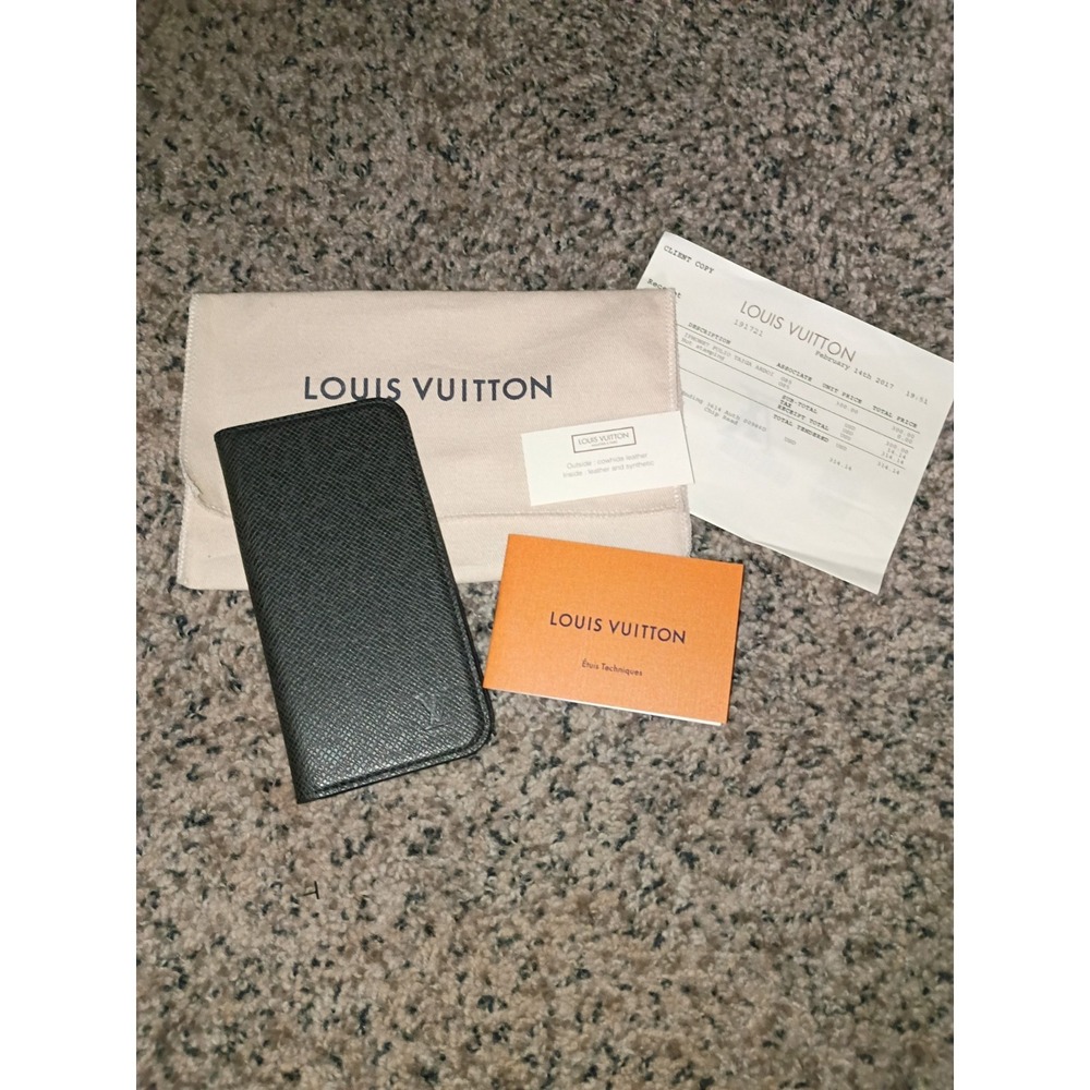 Authentic Louis Vuitton Iphone 7 Follo Taiga Ardoi M63407 Personalized R.S 2017